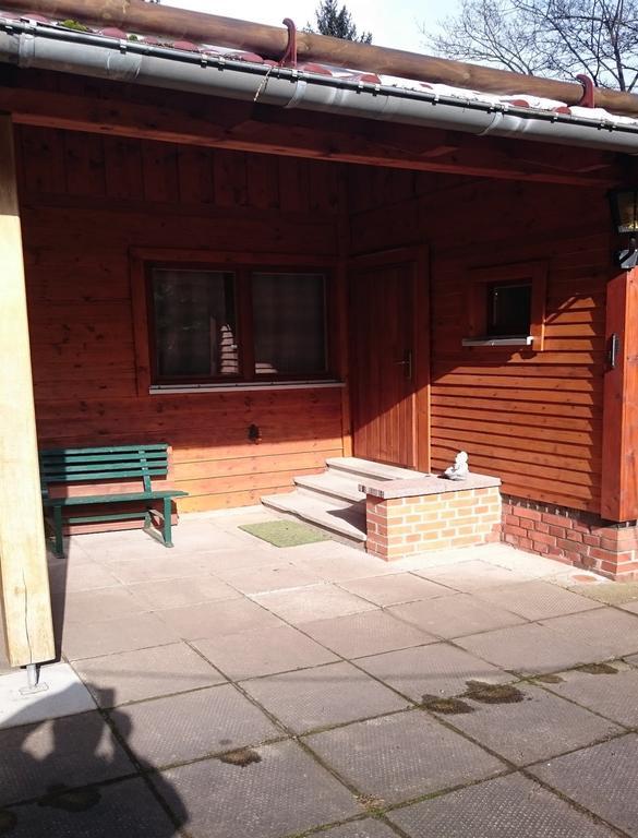 Feriendorf "Am Forsthaus" Mosbach Mosbach  エクステリア 写真